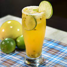 Michelada de maracuyá